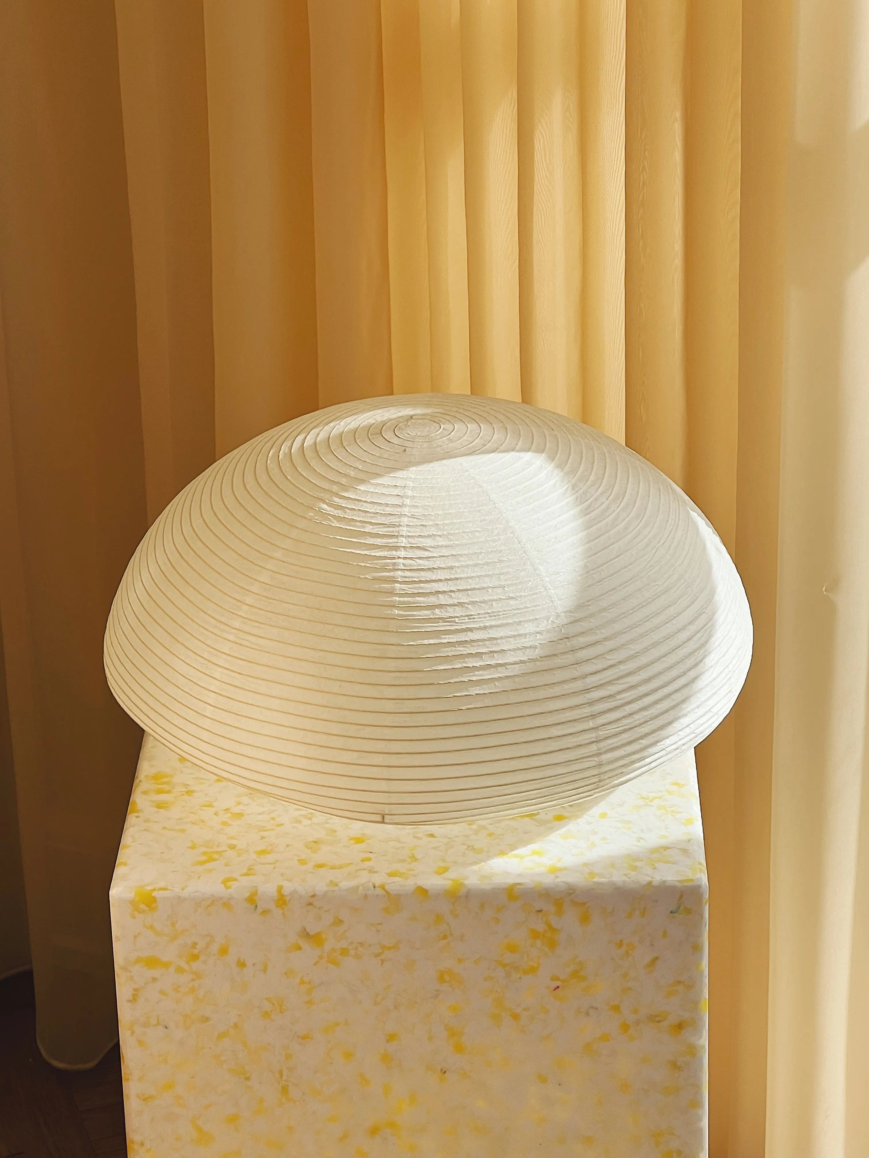 Shigeru Uchida Washi Lighting Paper Moon PM04 Bordlampe Shigeru Uchida