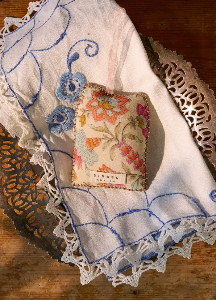 Sissel Edelbo | Byhus Ornament | Flower Street No. 1 Sissel Edelbo