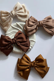 Sløjfe Hårspænde i Satin 16 cm | 4 forskellige farver Studio Hafnia