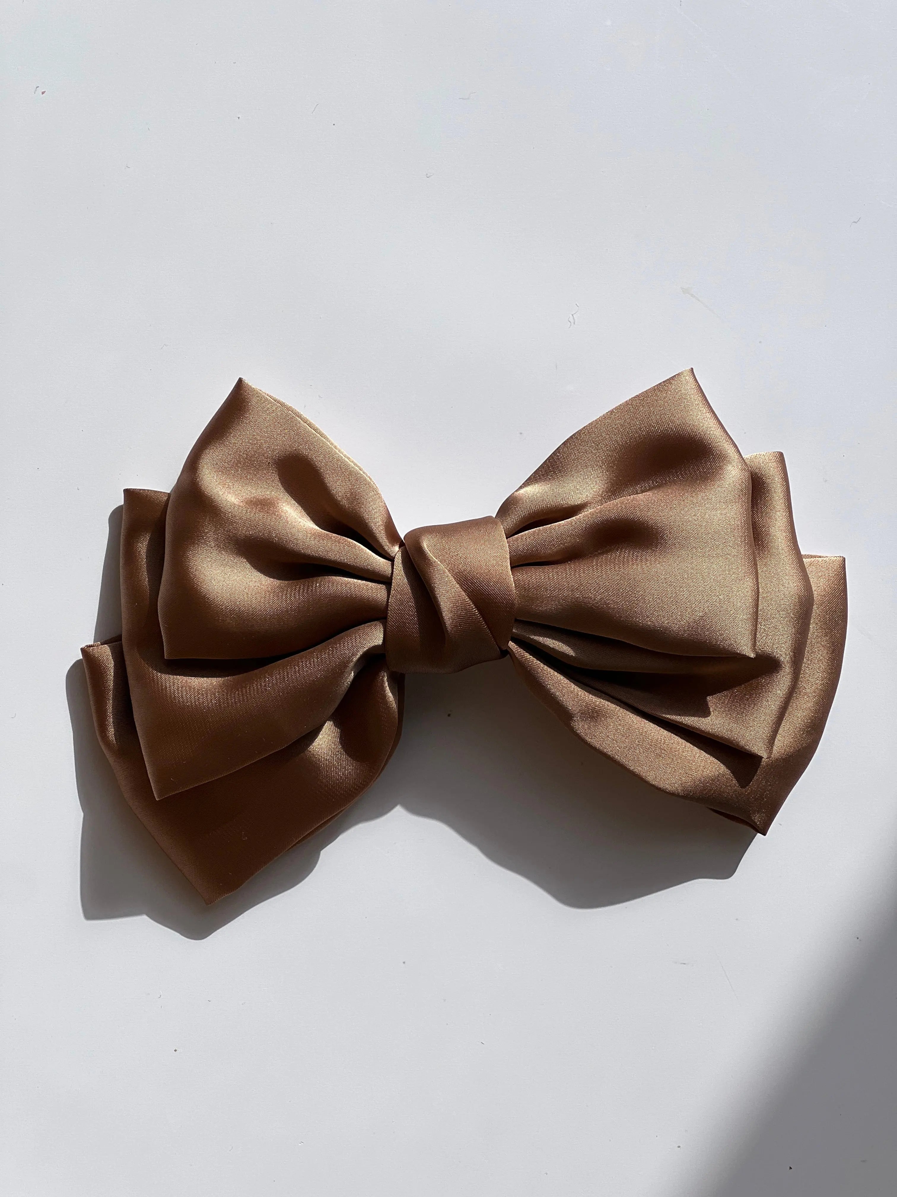 Sløjfe Hårspænde i Satin 16 cm | 4 forskellige farver Studio Hafnia