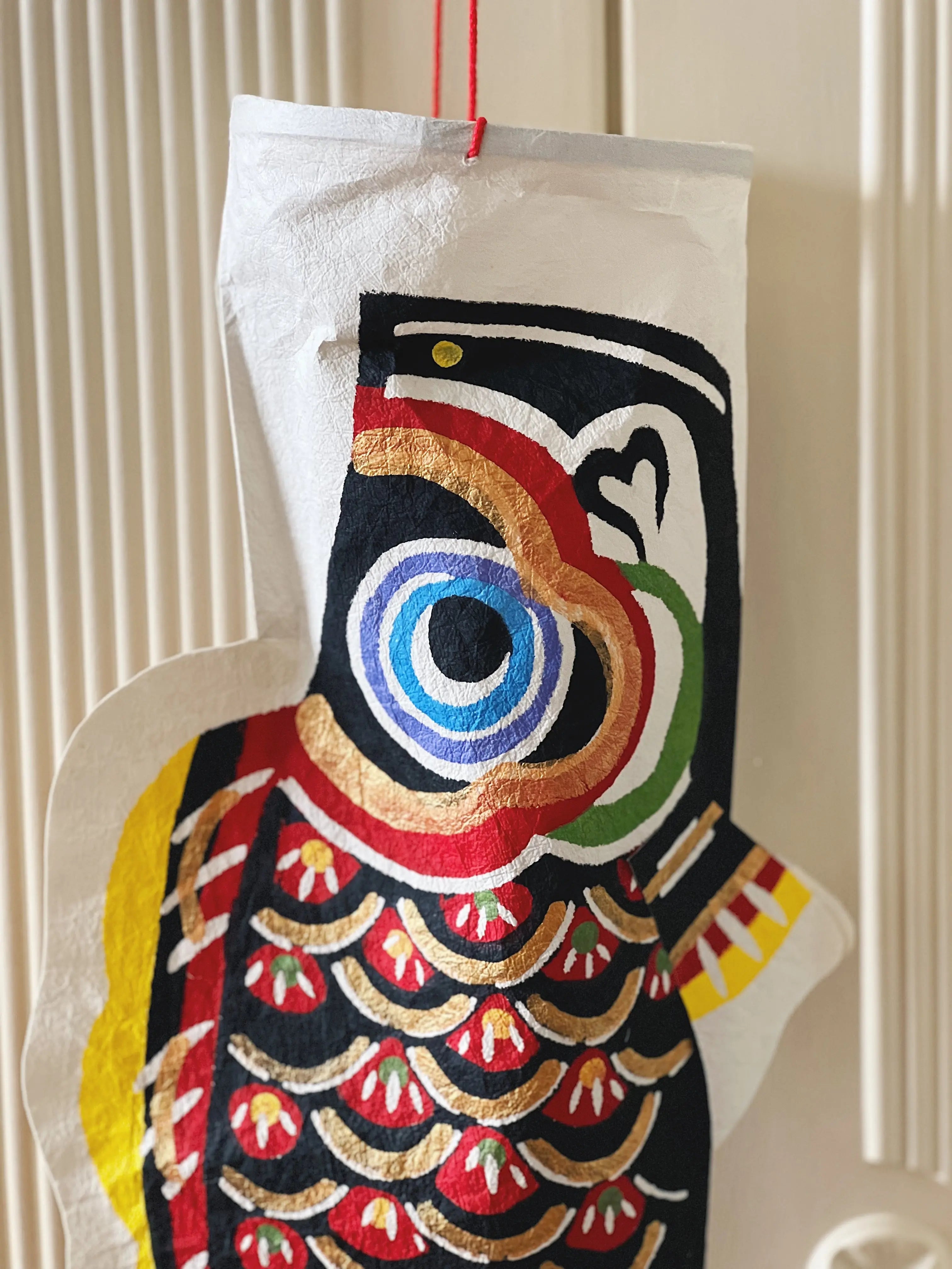 Sort Japansk Koinobori Fisk i Washi Papir til ophæng | 57 cm Studio Hafnia