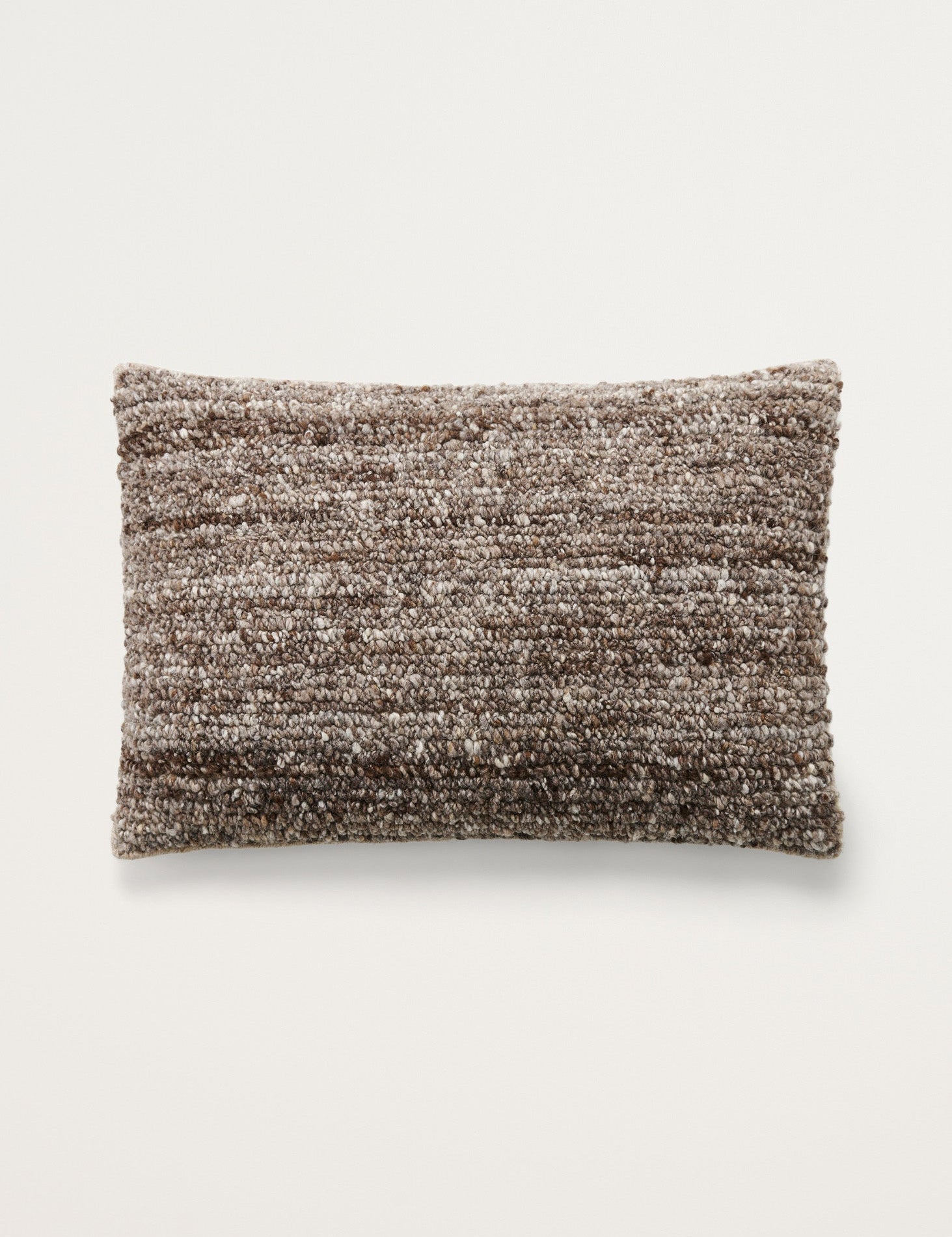 Aiayu | Texture Nepal pude 40x60 cm | Mix Nature | Håndvævet uld og GOTS-certificeret bomuld Aiayu