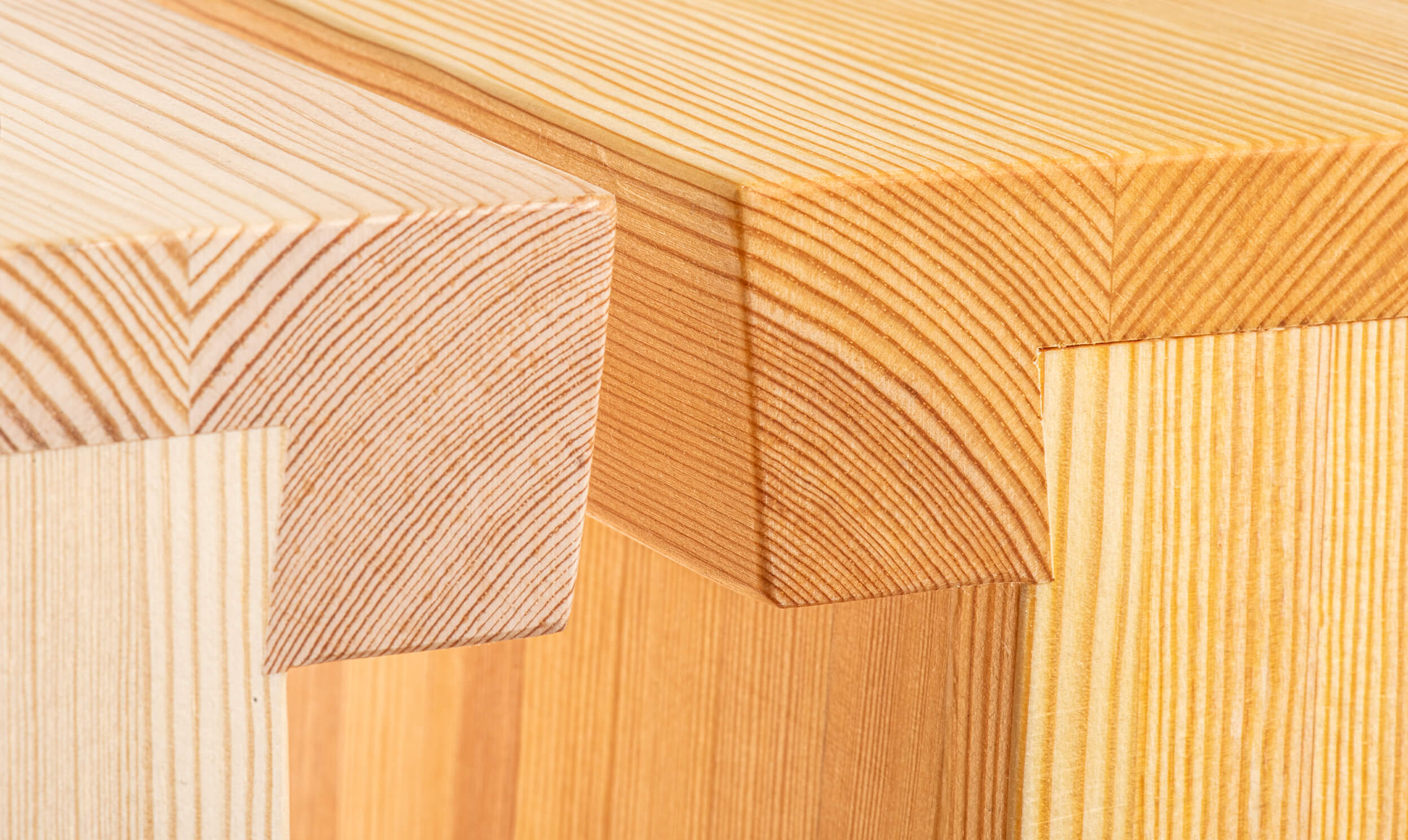 Verk Taburet V.JS.01 – Johan Skoogh Verk