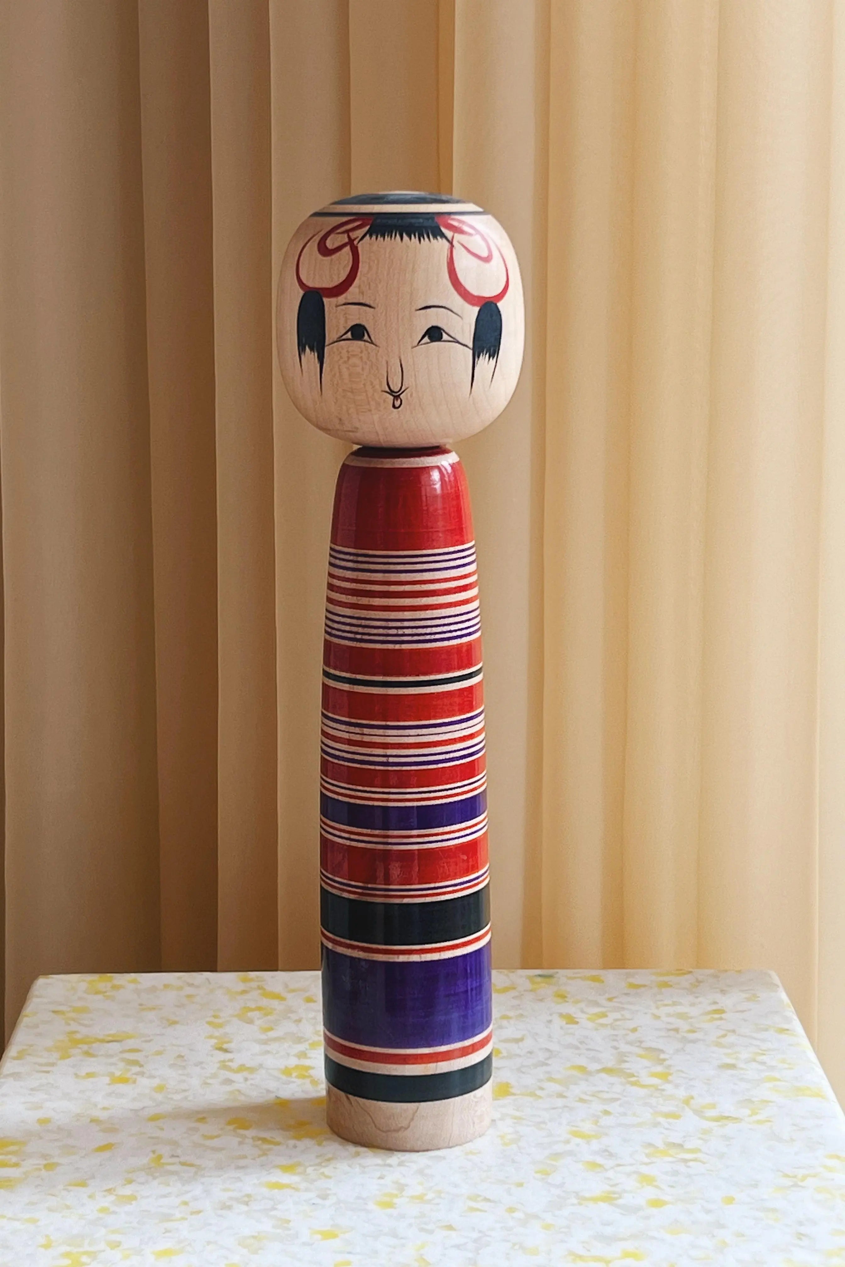 Vintage Kokeshi Dukke No. 134 fra Japan | H31 cm Studio Hafnia