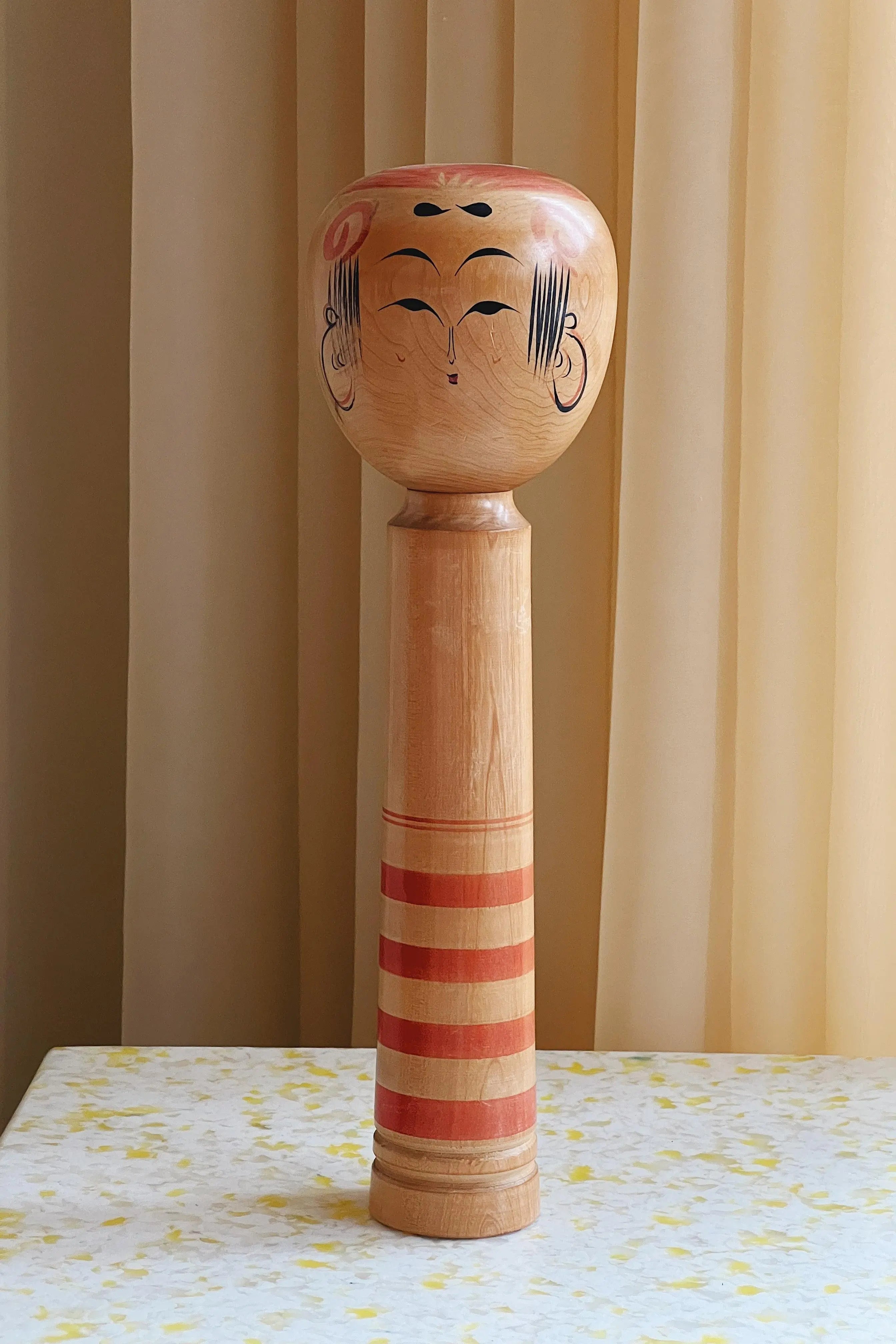 Vintage Kokeshi Dukke No. 147 fra Japan | H30 cm Studio Hafnia