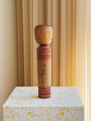 Vintage Kokeshi Dukke Nr. 174 fra Japan – Håndlavet | H29,5 cm Studio Hafnia