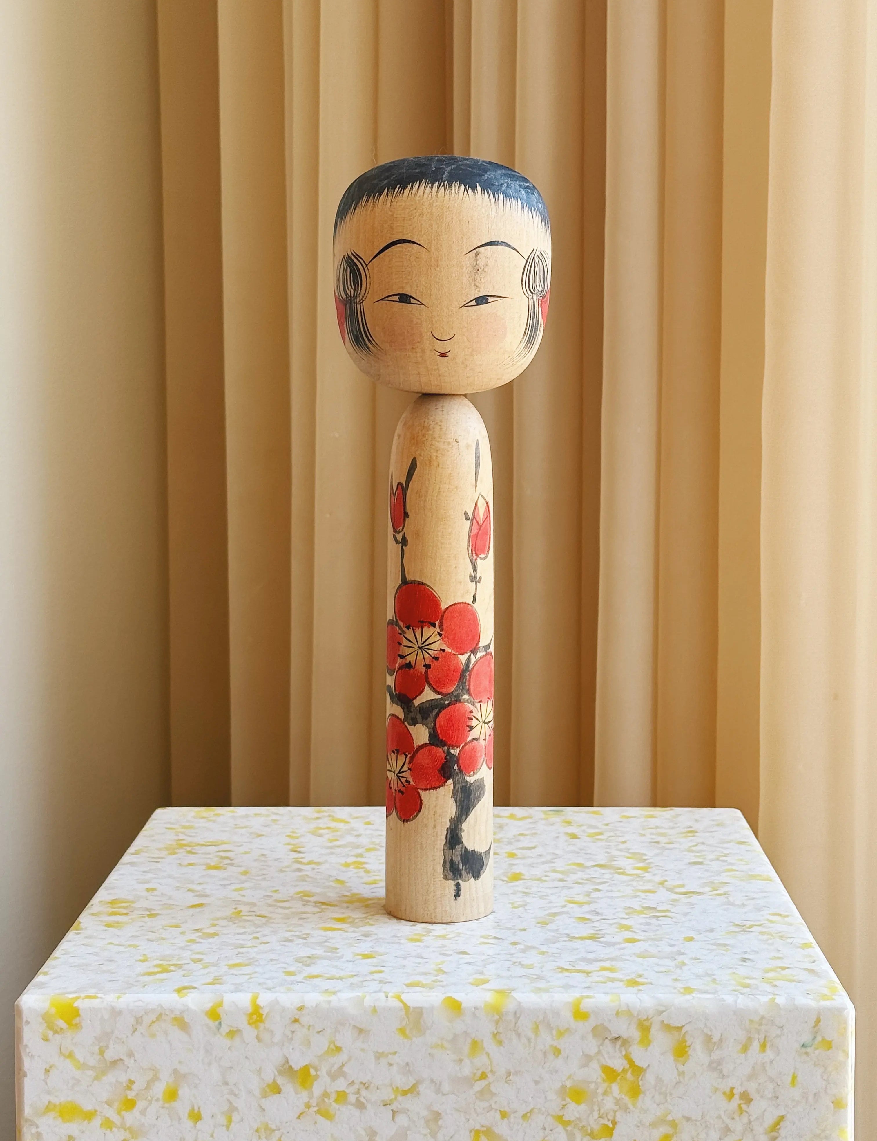 Vintage Kokeshi Dukke Nr. 180 fra Japan – Håndlavet | H31 cm Studio Hafnia