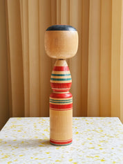 Vintage Kokeshi Dukke Nr. 186 fra Japan – Håndlavet | H24 cm Studio Hafnia