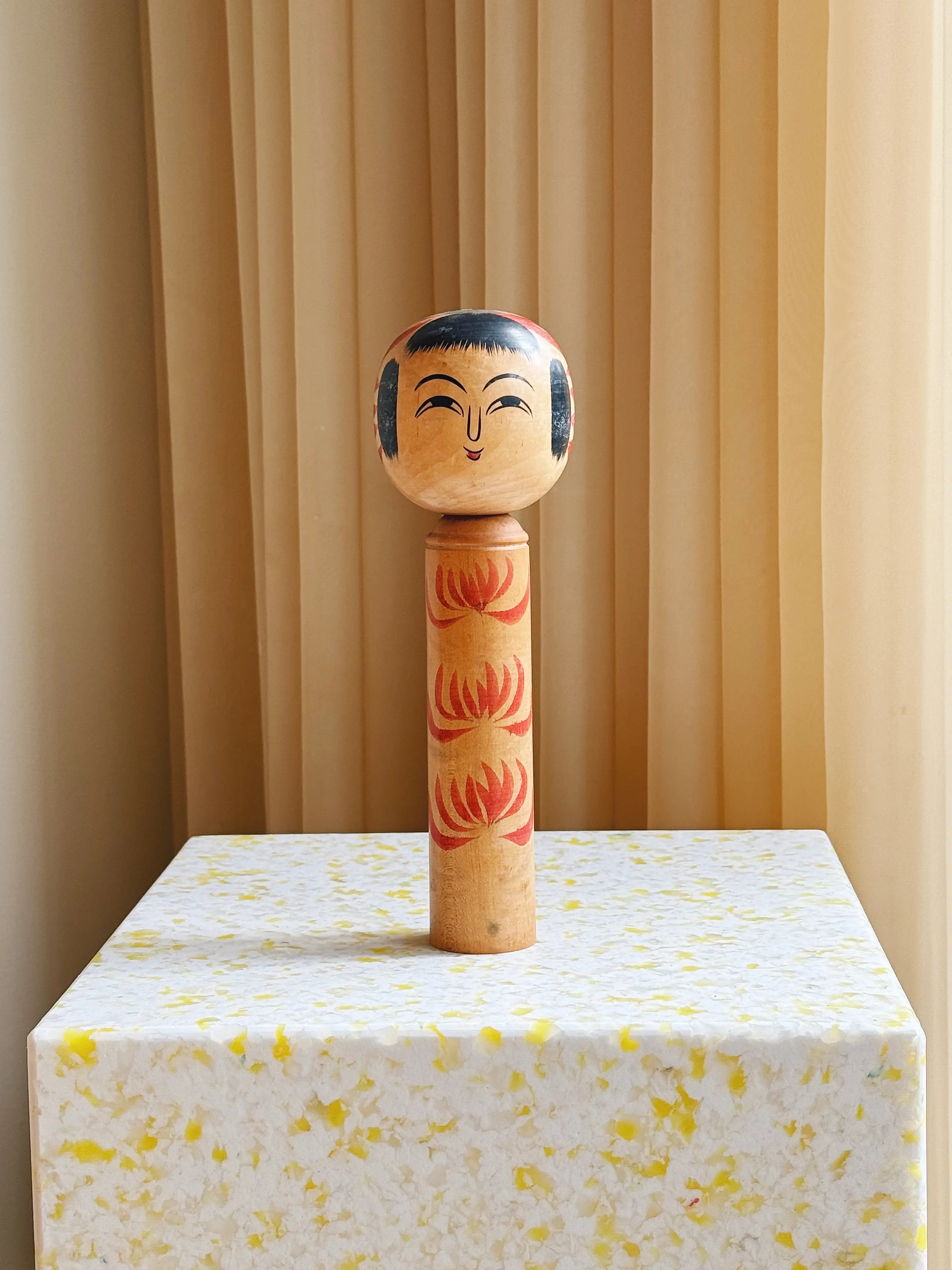 Vintage Kokeshi Dukke Nr. 188 fra Japan – Håndlavet | H24 cm Studio Hafnia