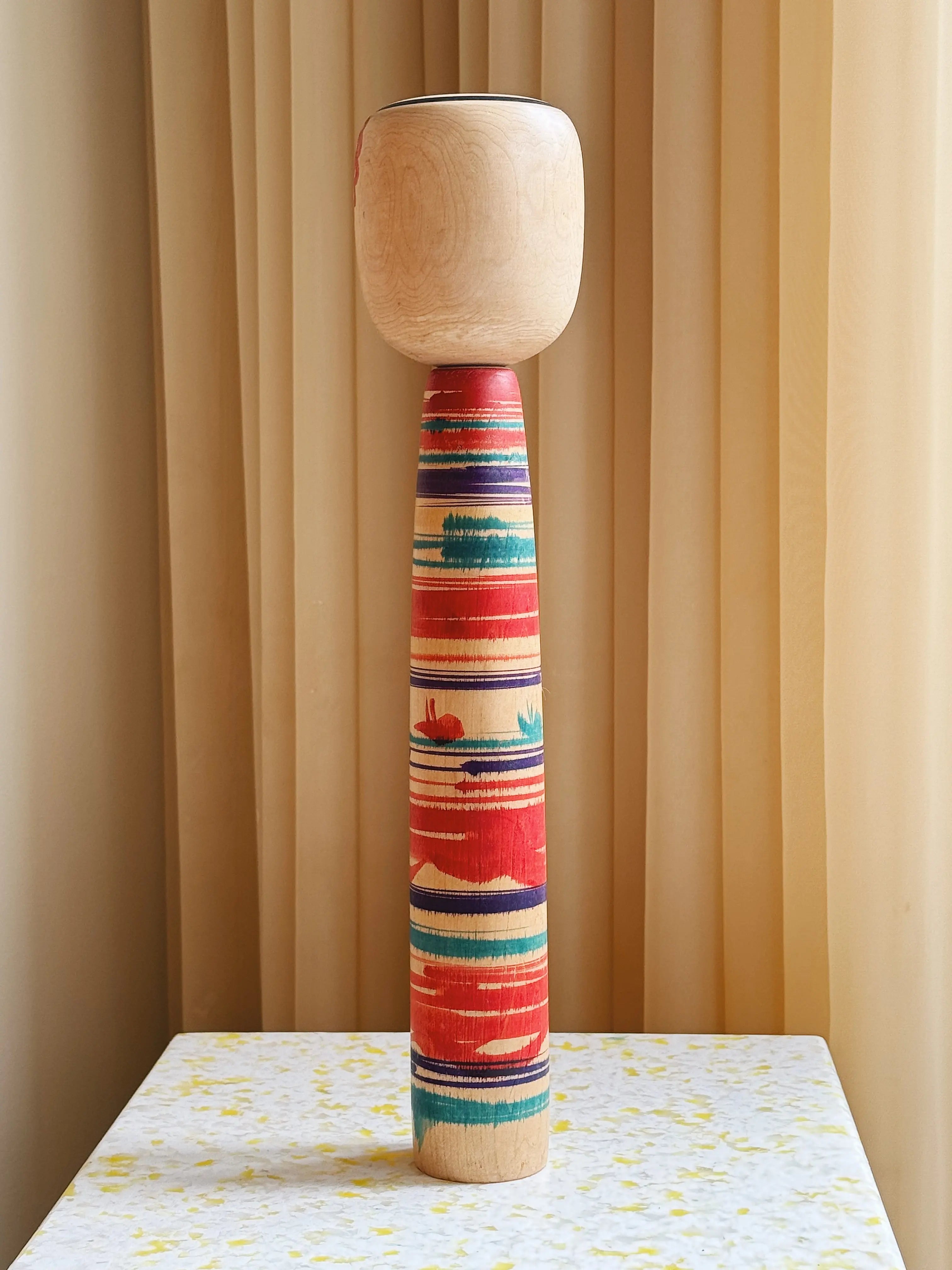 Vintage Kokeshi Dukke Nr. 189 fra Japan – Håndlavet | H40 cm Studio Hafnia