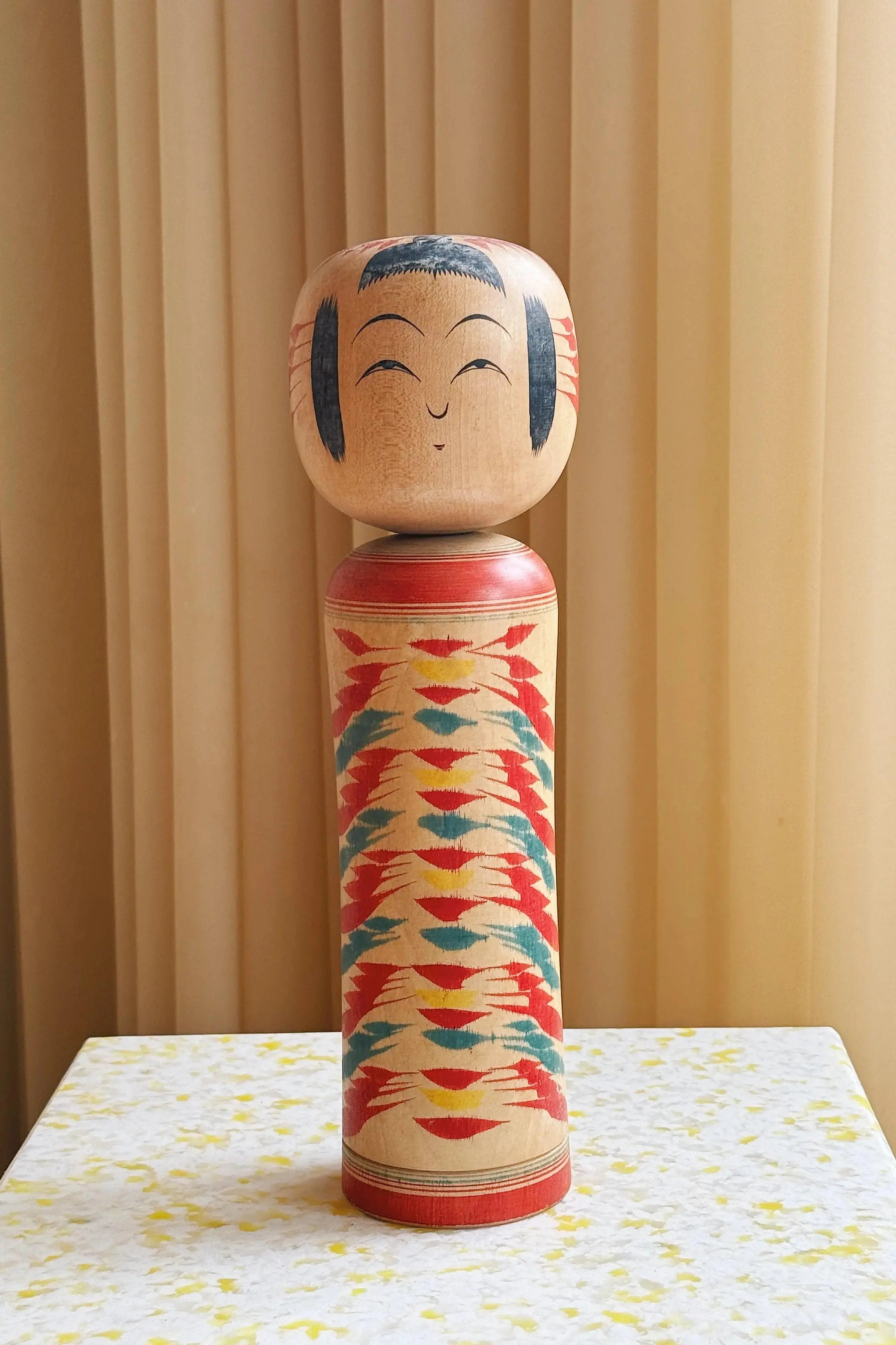 Vintage Kokeshi Dukke Nr. 218 fra Japan – Håndlavet | H30,5 cm Studio Hafnia