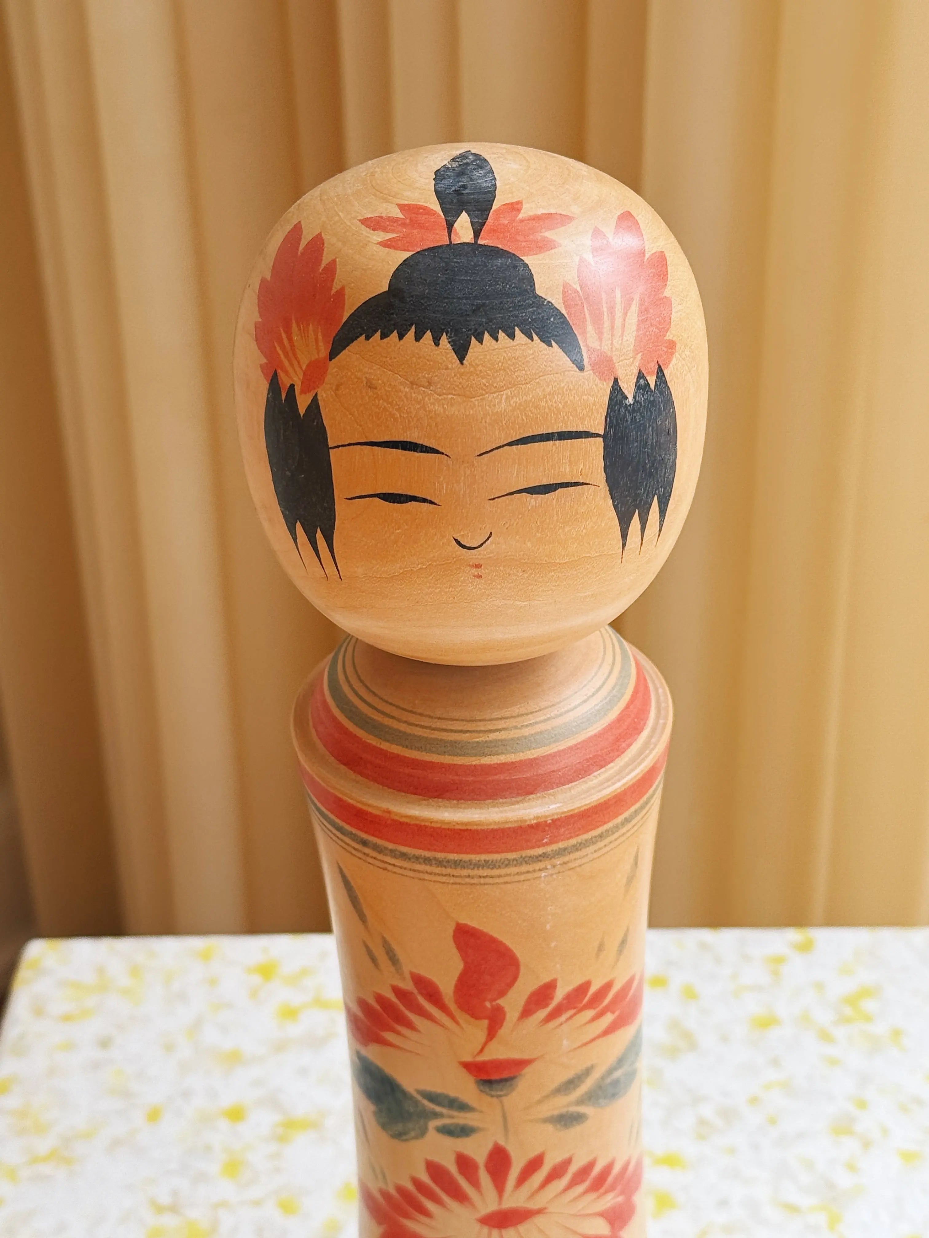 Vintage Kokeshi Dukke Nr. 219 fra Japan – Håndlavet | H30,5 cm Studio Hafnia
