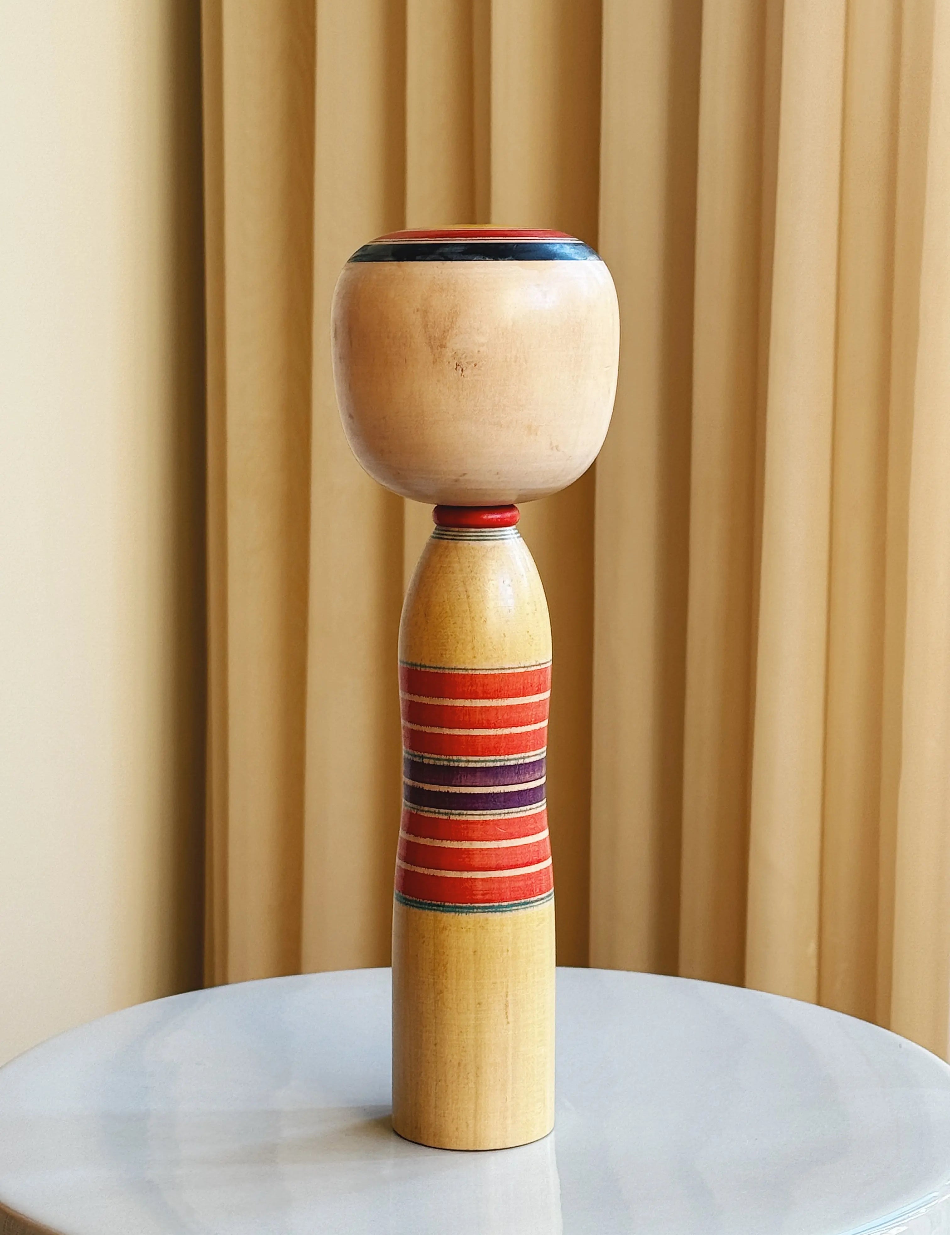Vintage Kokeshi Dukke Nr. 224 fra Japan – Håndlavet | H 31 cm Studio Hafnia
