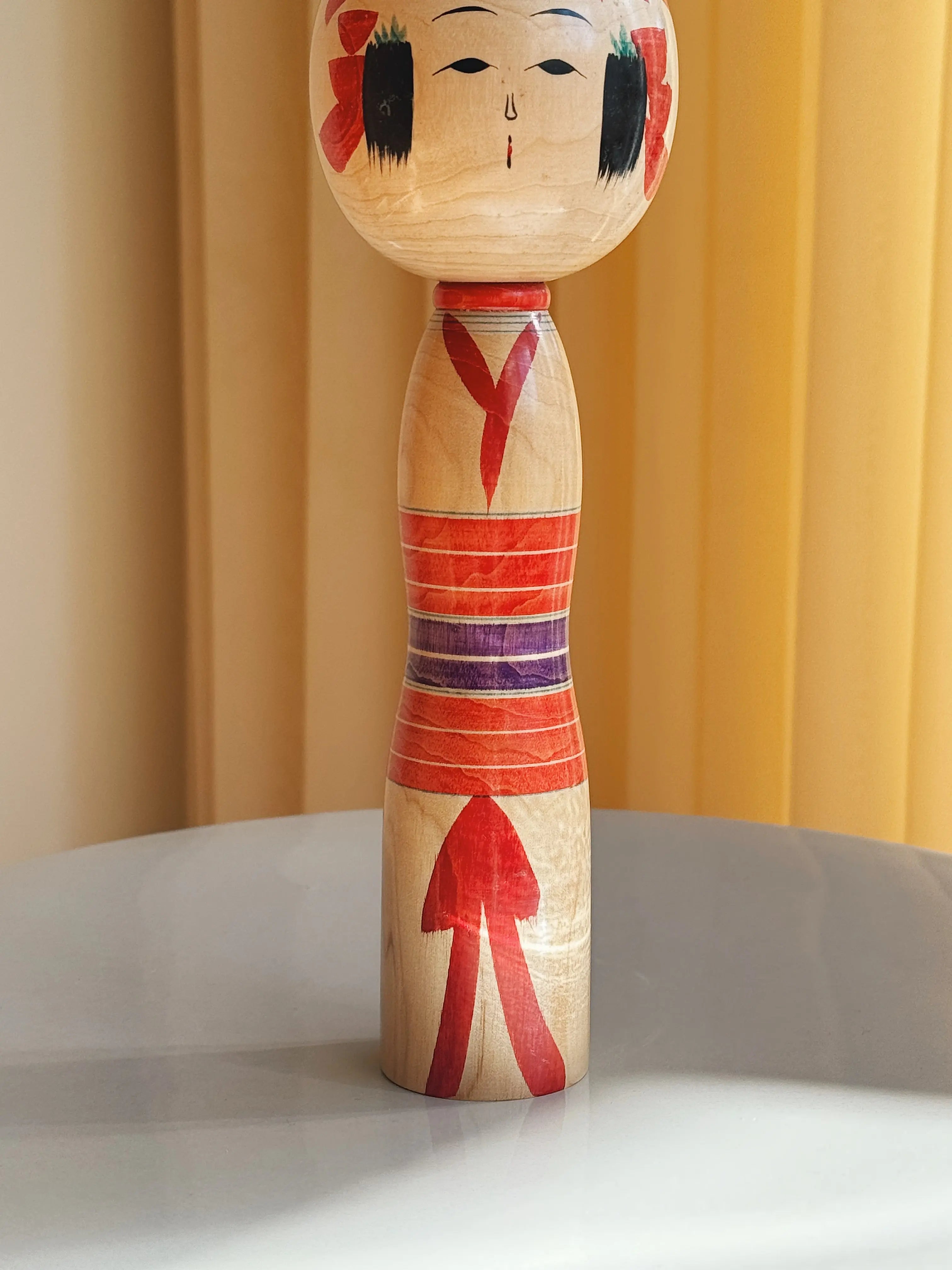 Vintage Kokeshi Dukke Nr. 227 fra Japan – Håndlavet | H 24,5 cm Studio Hafnia