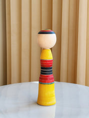 Vintage Kokeshi Dukke Nr. 236 fra Japan – Håndlavet | H 19 cm Studio Hafnia