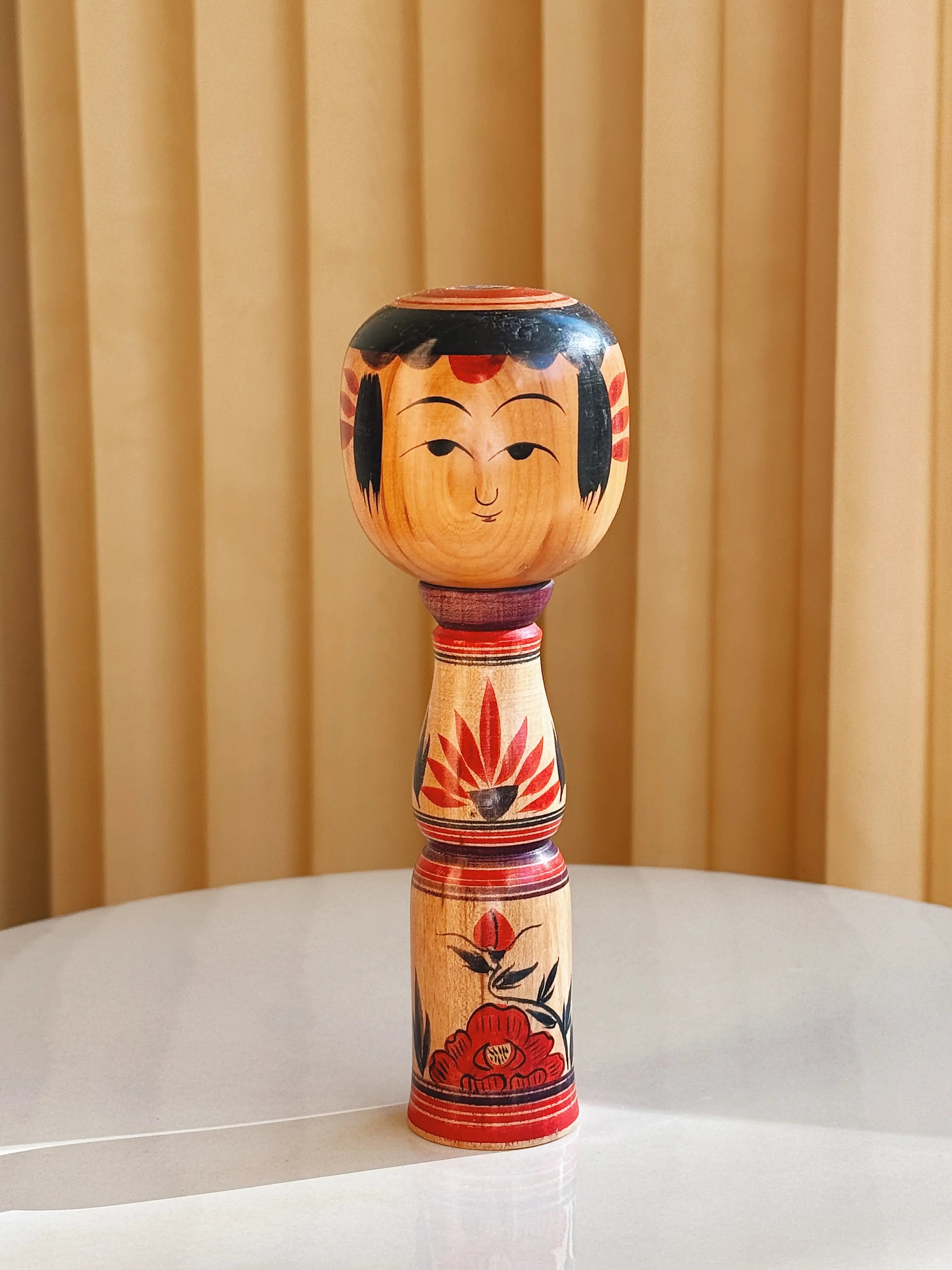 Vintage Kokeshi Dukke Nr. 237 fra Japan – Håndlavet | H 18 cm Studio Hafnia