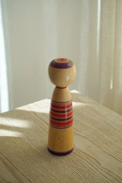 Vintage Kokeshi Dukke Nr. 247 fra Japan – Håndlavet | H 18,8 cm