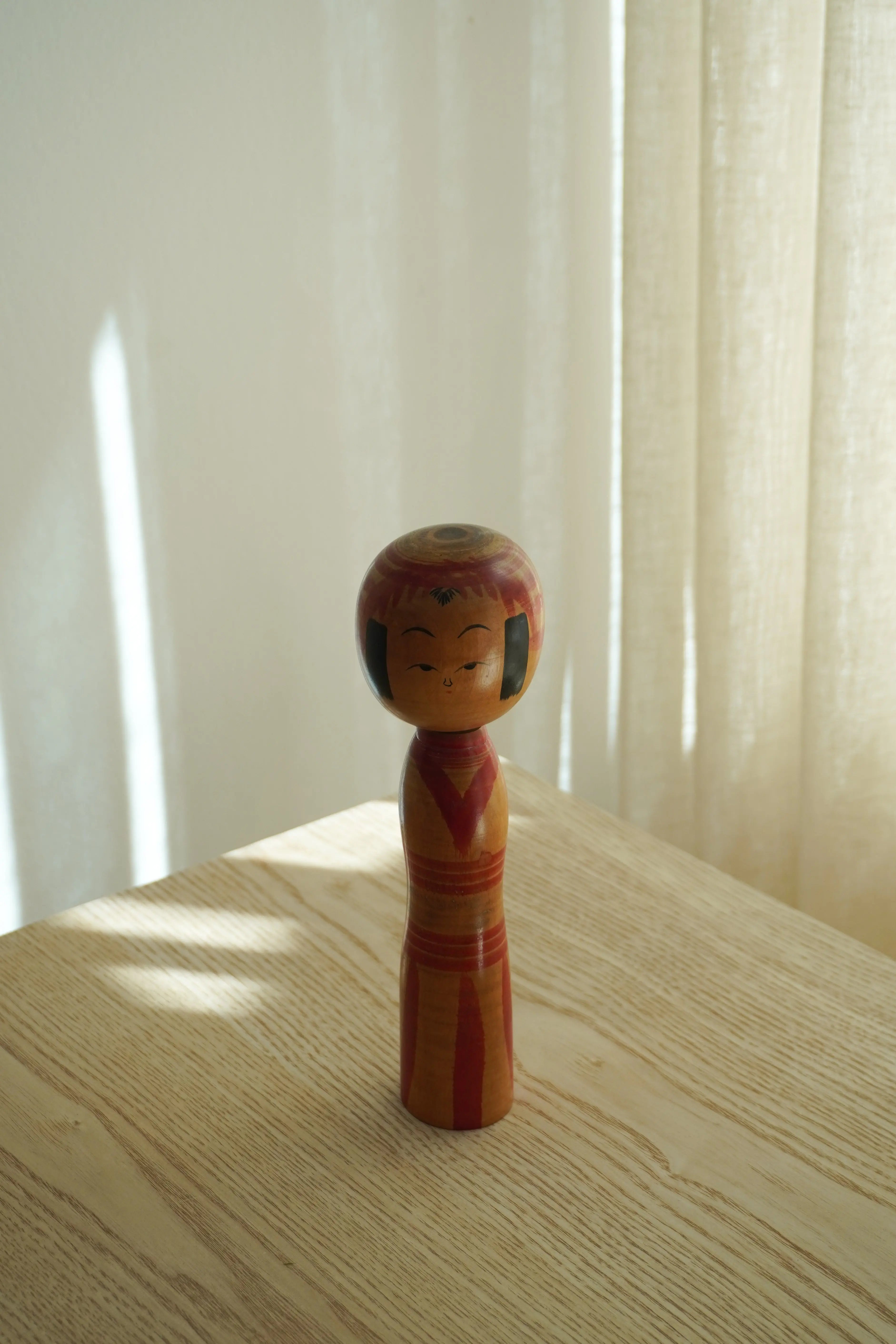 Vintage-Kokeshi-Dukke-Nr.-248-fra-Japan-_-Handlavet-_-H-21_5-cm-Studio-Hafnia-1378053241.jpg
