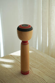 Vintage Kokeshi Dukke Nr. 249 fra Japan – Håndlavet | H 21,5 cm