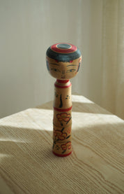 Vintage Kokeshi Doll No. 250 from Japan – Handmade | H 21.5 cm