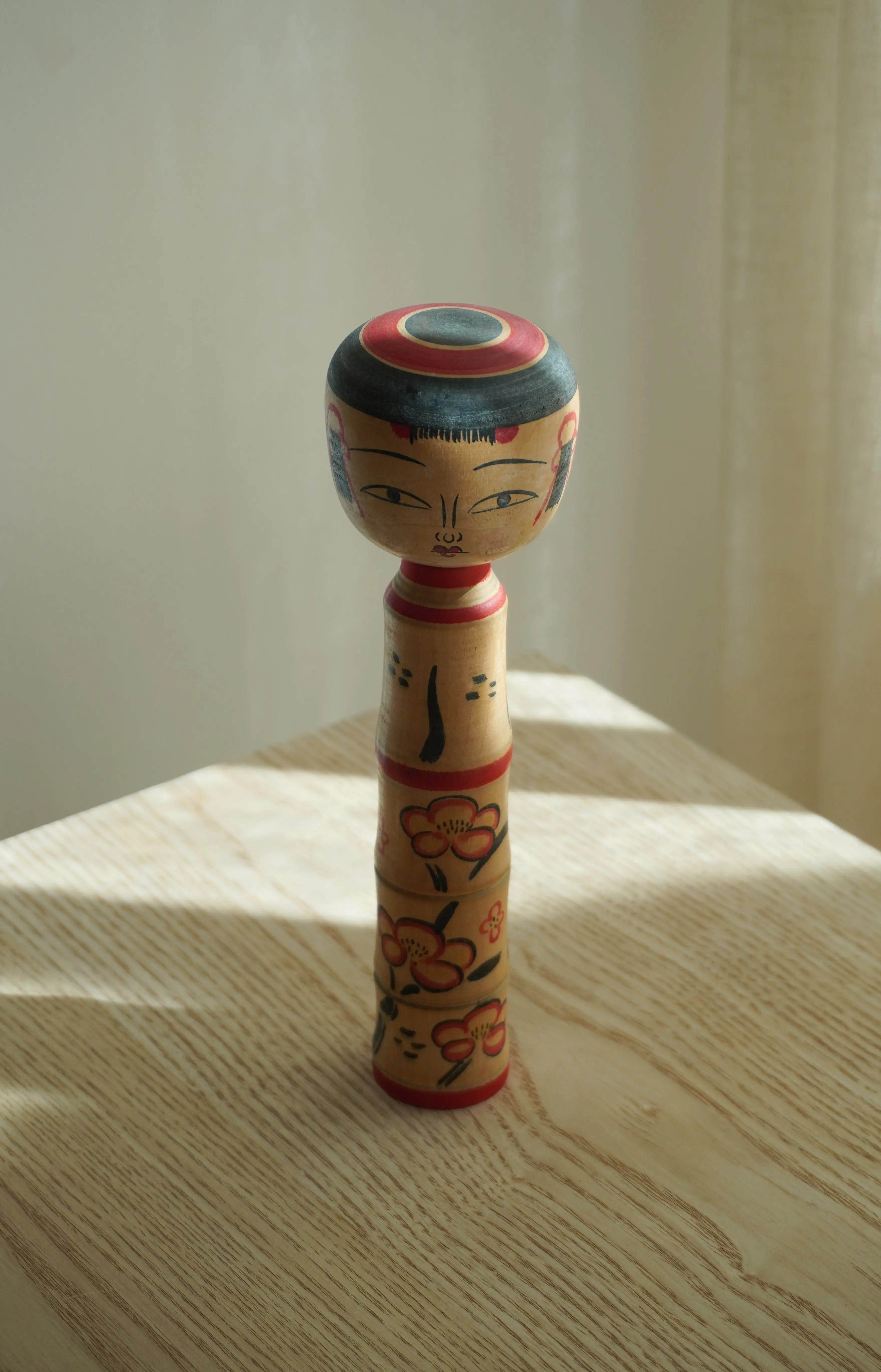 Vintage Kokeshi Doll No. 250 from Japan – Handmade | H 21.5 cm