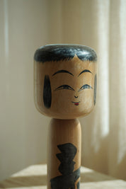 Vintage Kokeshi Dukke Nr. 253 fra Japan – Håndlavet | H 25 cm