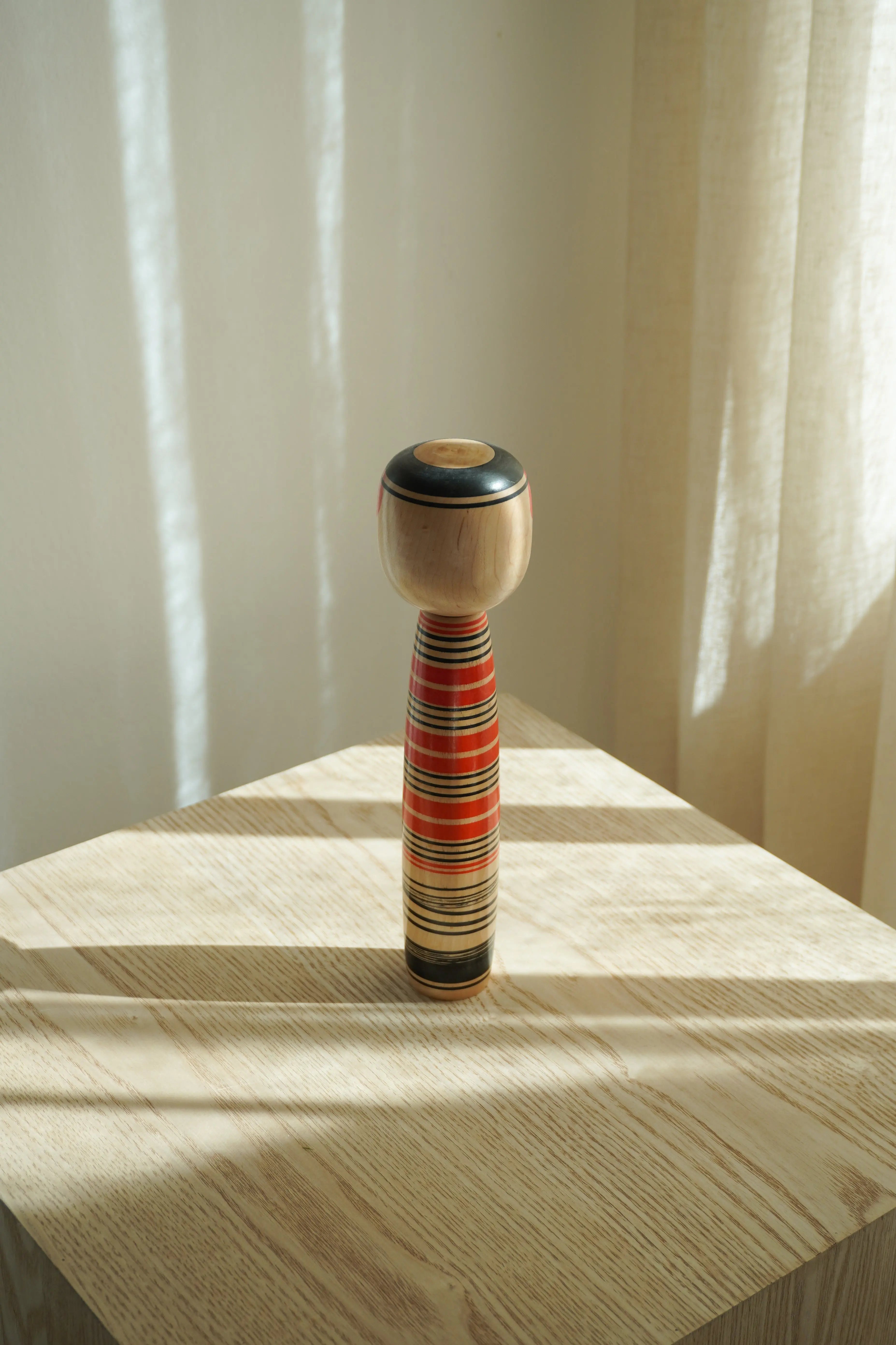Vintage Kokeshi Dukke Nr. 254 fra Japan – Håndlavet | H 24,5 cm