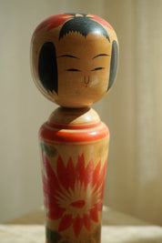 Vintage Kokeshi Dukke Nr. 255 fra Japan – Håndlavet | H 24,5 cm