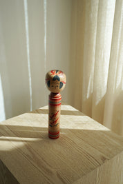 Vintage Kokeshi Dukke Nr. 259 fra Japan – Håndlavet | H 25 cm Studio Hafnia