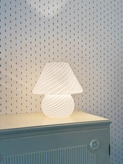 Vintage Murano Mushroom Bordlampe i Hvidt Glas | H25 cm Studio Hafnia
