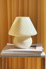 Vintage Murano Mushroom Bordlampe i Lysegul/Creme | H27 cm Studio Hafnia