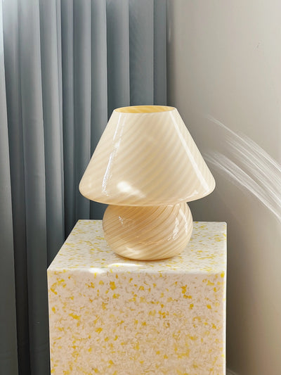 Vintage Murano Mushroom bordlampe | Creme/lysegul swirl glas, H27 cm Murano
