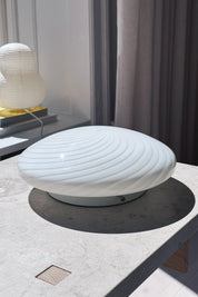 Vintage Murano Plafond Loftslampe/Væglampe i Hvidt Swirl Glas | Ø27 cm Studio Hafnia