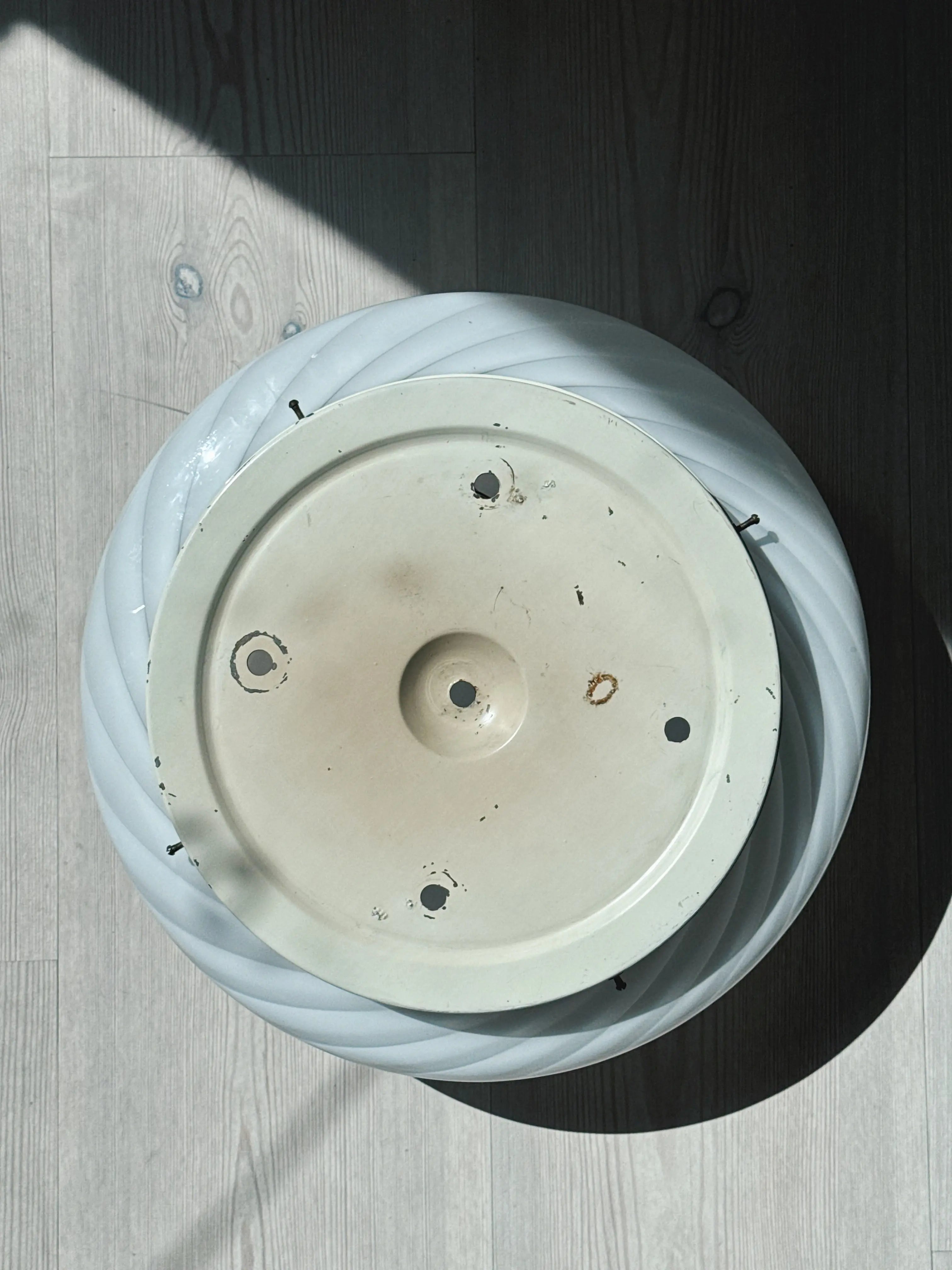 Vintage Murano Plafond Loftslampe/Væglampe i Hvidt Swirl Glas | Ø32 cm Studio Hafnia