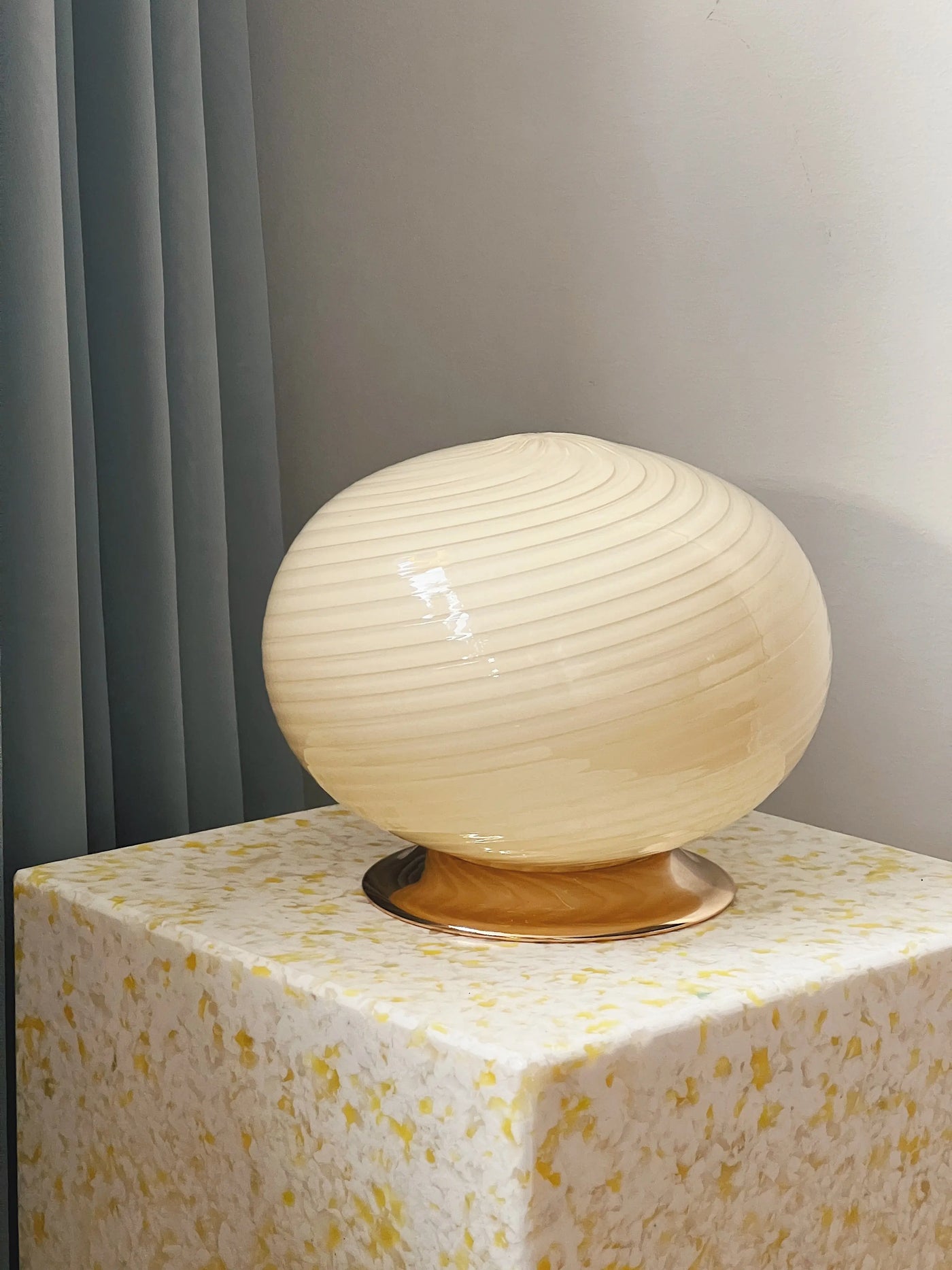 Vintage Murano Swirl Bordlampe i Gult Glas | H17 cm Murano