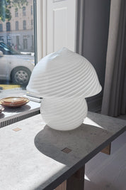 Vintage Murano Vetri Swirl Mushroom bordlampe | Hvid, H38 cm Studio Hafnia