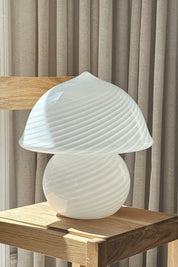 Vintage Murano Vetri Swirl Mushroom bordlampe | Hvid, H38 cm Studio Hafnia