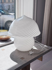 Vintage Murano Vetri Swirl Mushroom bordlampe | Hvid, H38 cm Studio Hafnia