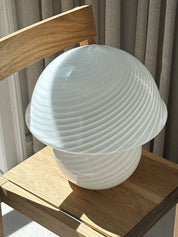 Vintage Murano Vetri Swirl Mushroom bordlampe | Hvid, H38 cm Studio Hafnia