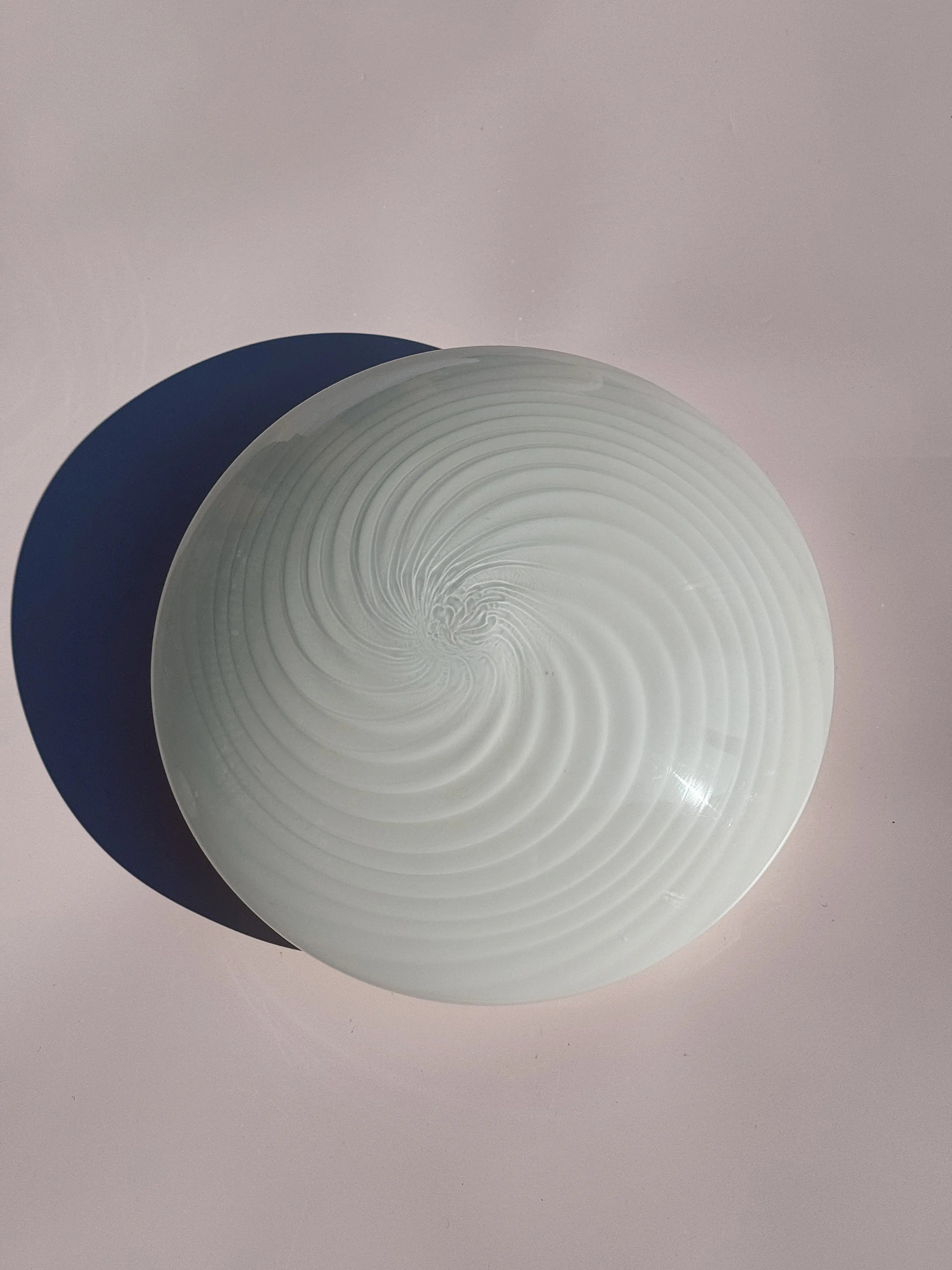 Vintage Murano plafondlampe i hvidt swirl glas | Loft-/væglampe Ø30 cm Studio Hafnia