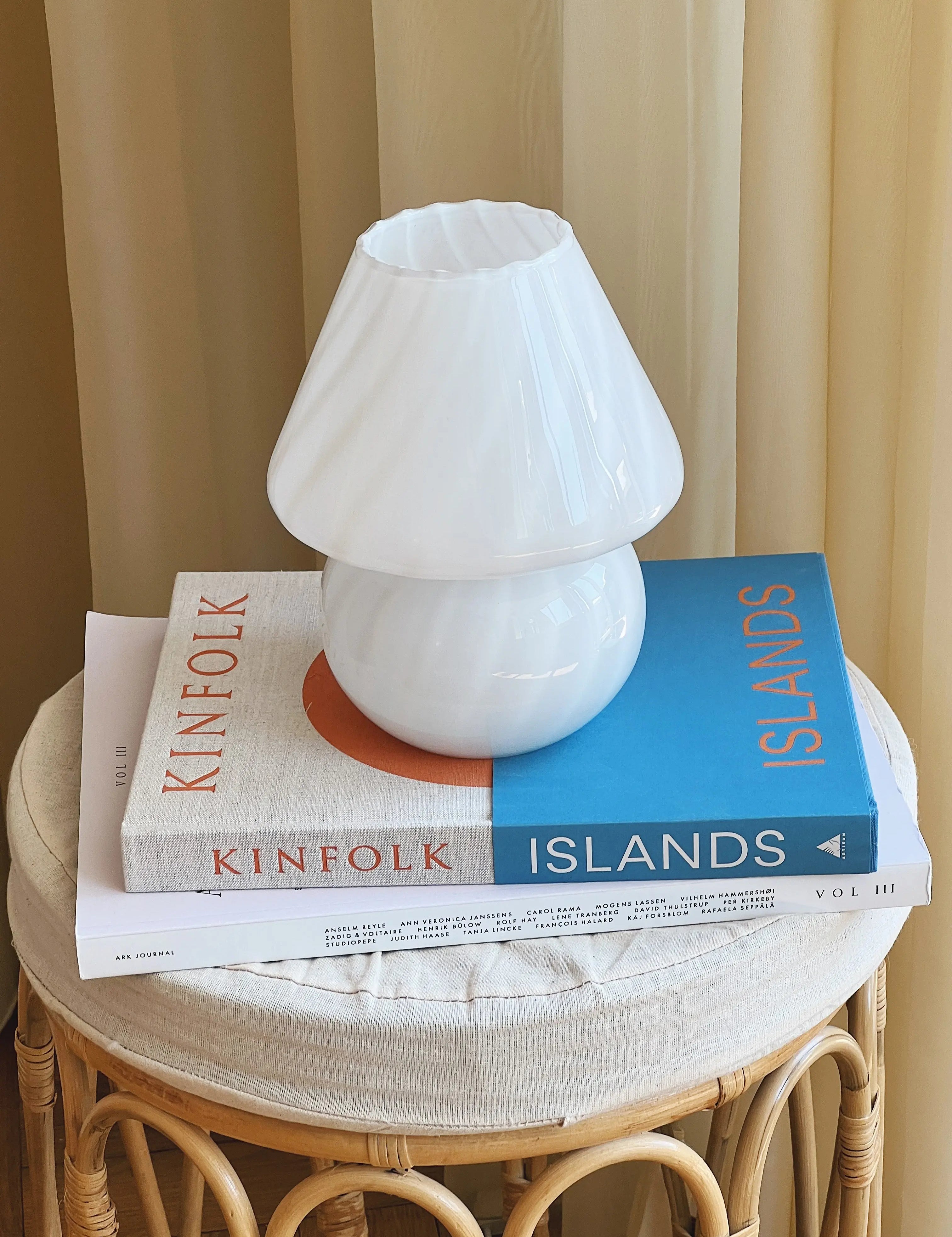 Vintage murano baby mushroom bordlampe | Hvid, H19.5 cm Murano
