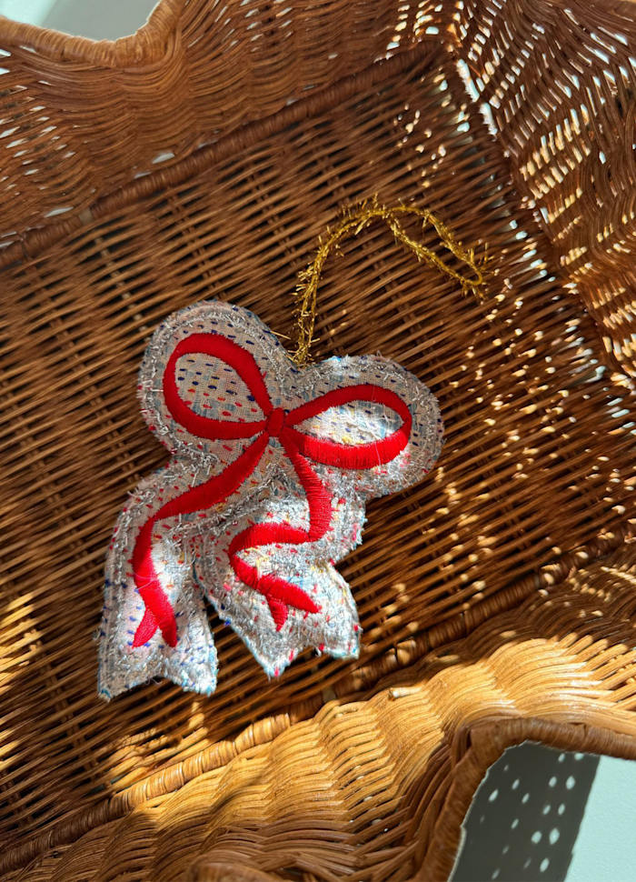 Christmas Kantha Sløjfe Ornament – Sissel Edelbo Julepynt Sissel Edelbo