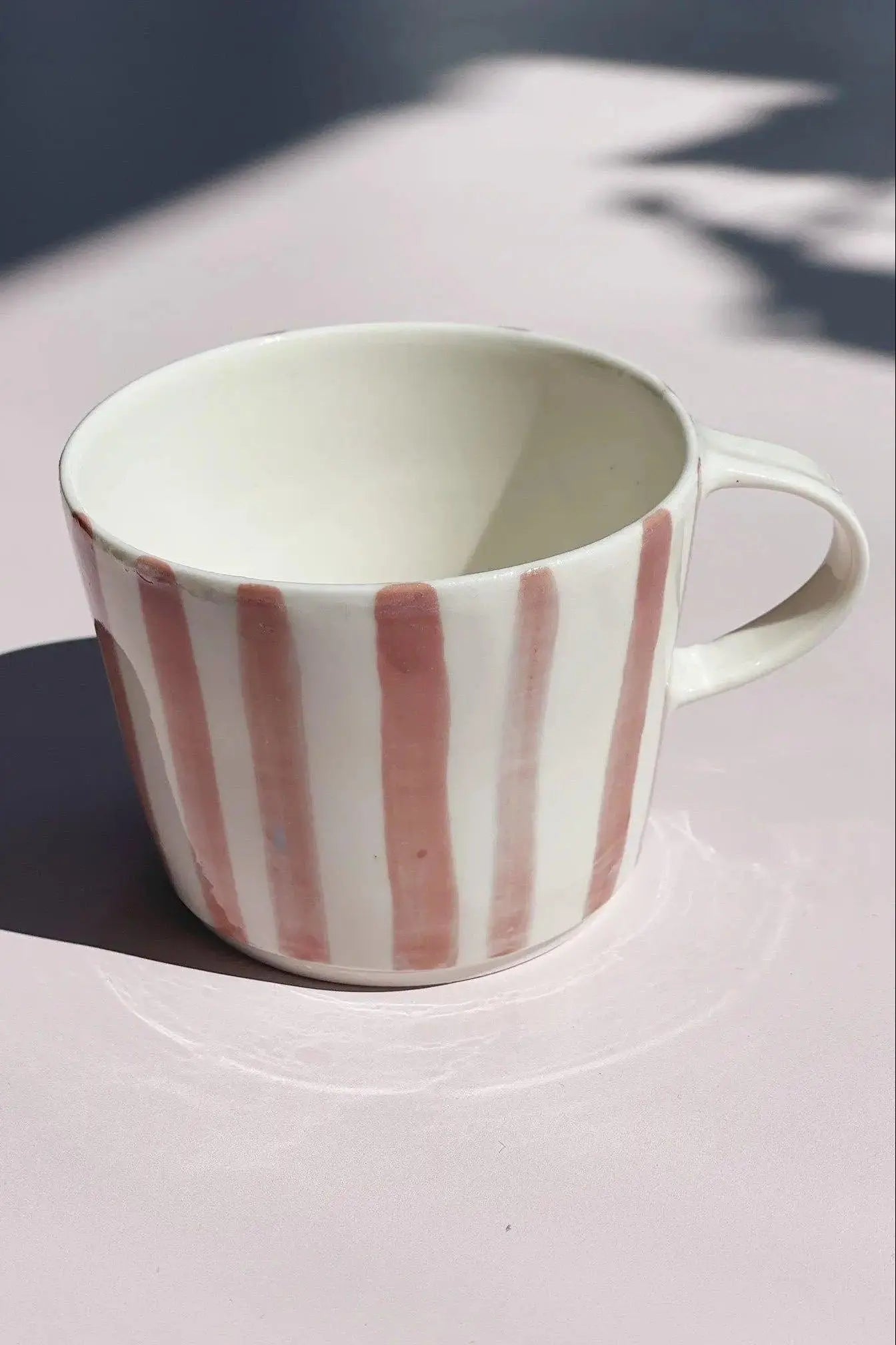 Ann-Louise Roman Hånddrejet Kaffekop | Pinke Striber Ann-Louise Roman