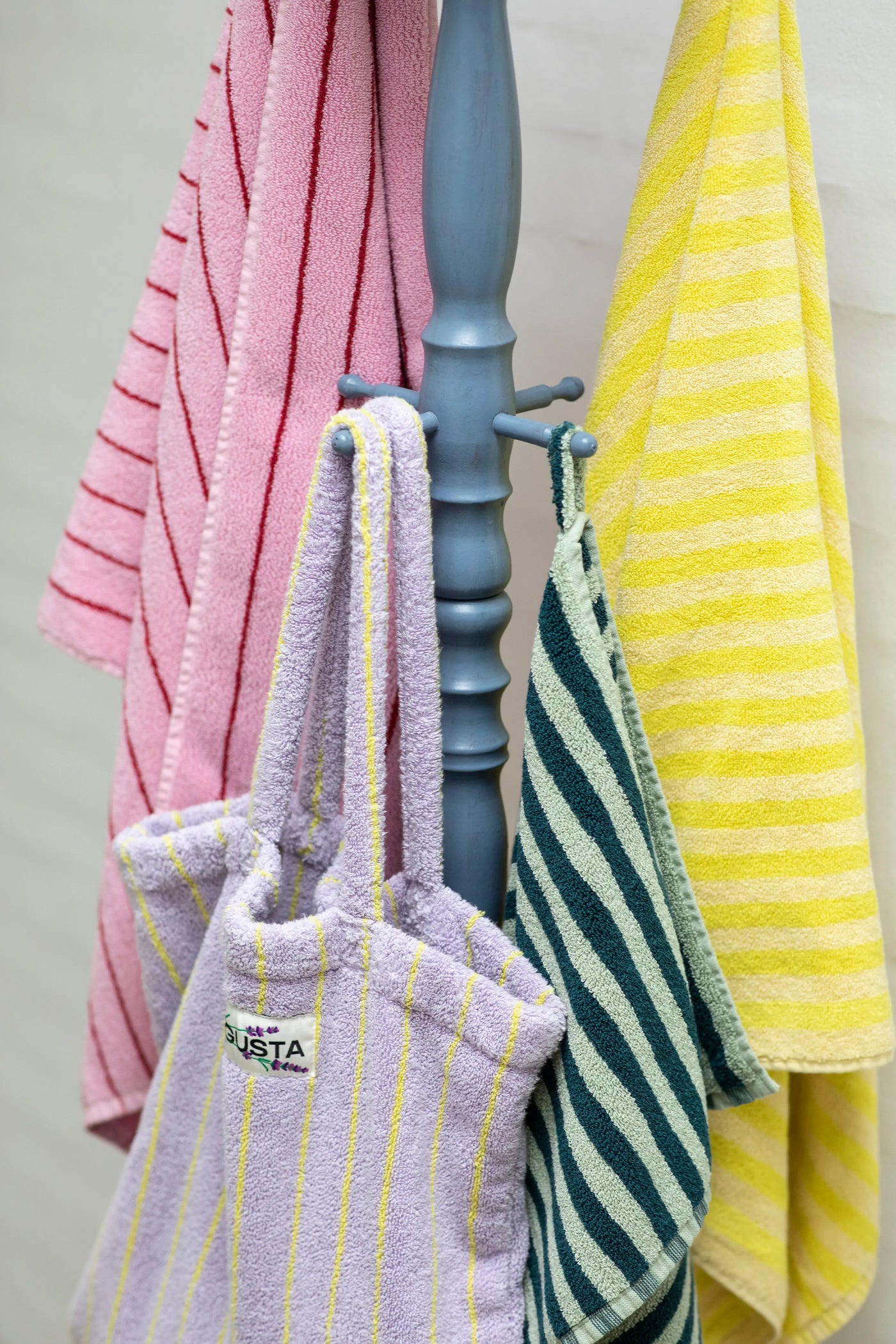 Bongusta Naram håndklæde | Pristine & neon yellow (wide stripe) - 2 størrelser Bongusta