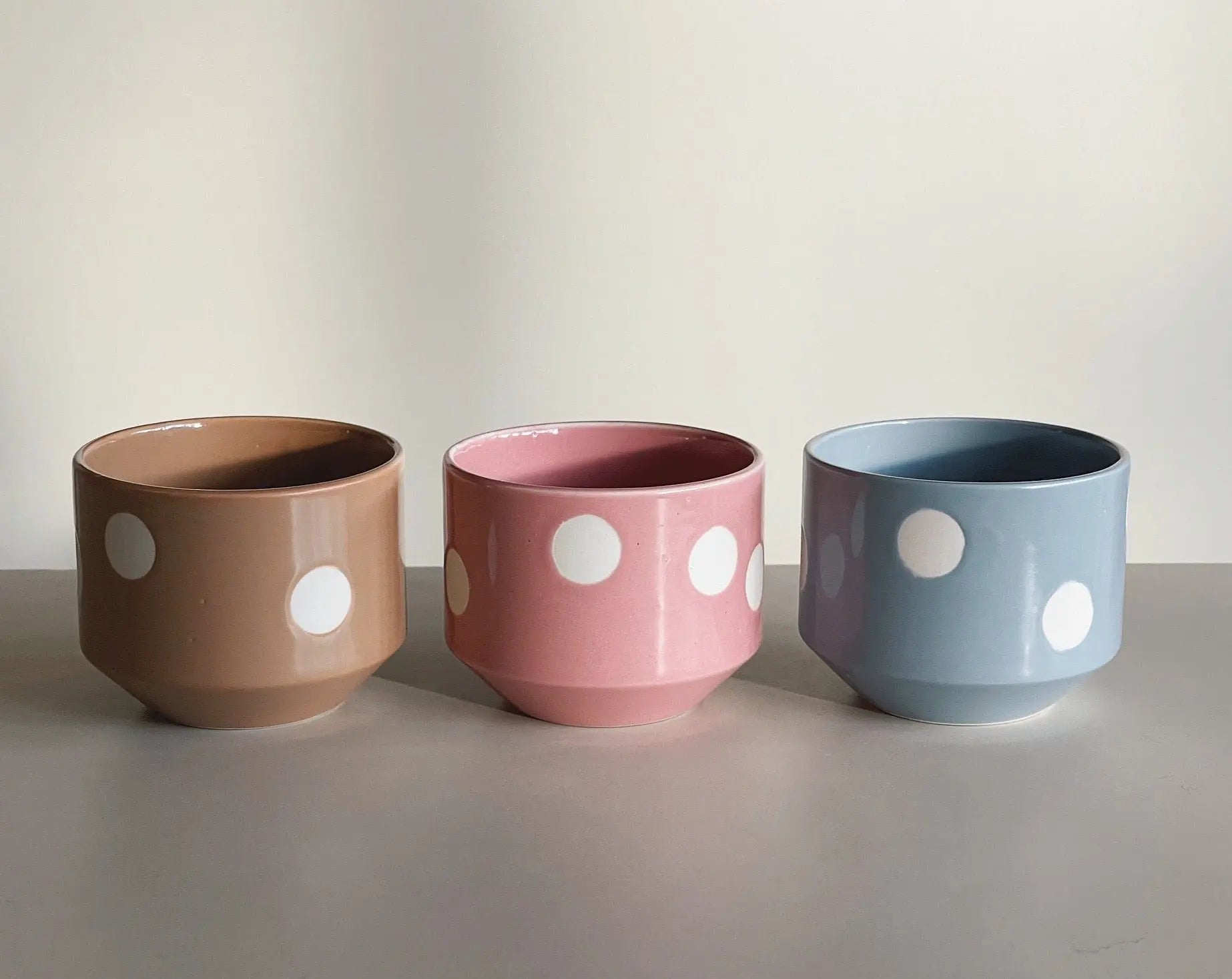 Burnt and Glazed X Studio Hafnia Esther Dot Kop | Pink med hvide prikker Burnt and Glazed