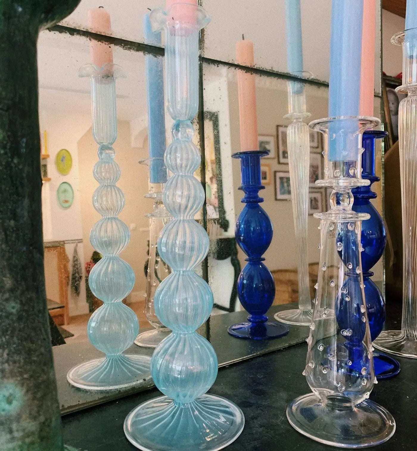 Cloudy lysestage i glas fra anna + nina | Lyseblå 29 cm anna+nina