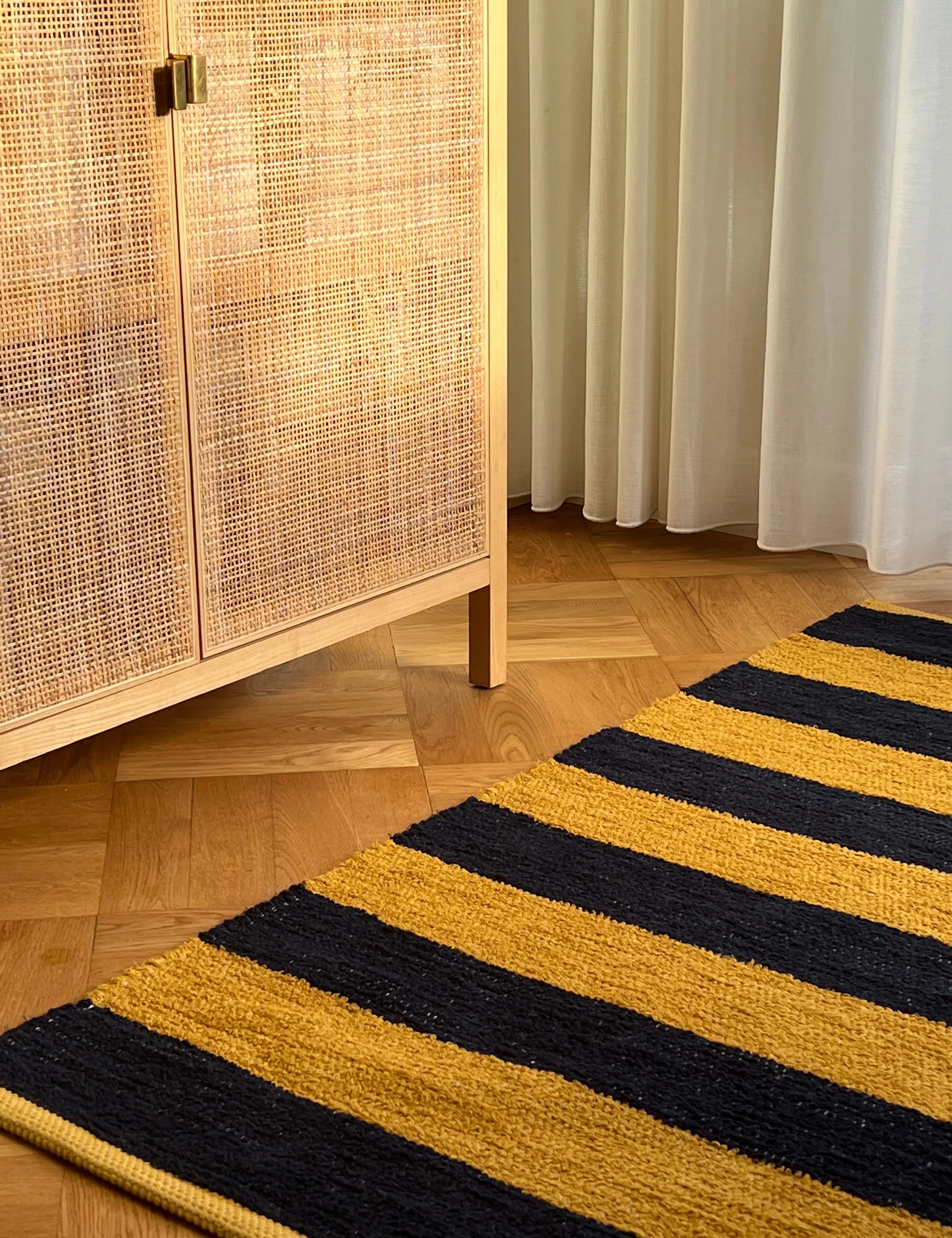 sennep striber 70 x 140 cm Studio Hafnia