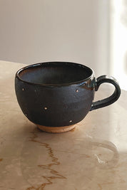 Håndlavet Japansk Krus med Hank – Brun/Mørkegrå Studio Hafnia