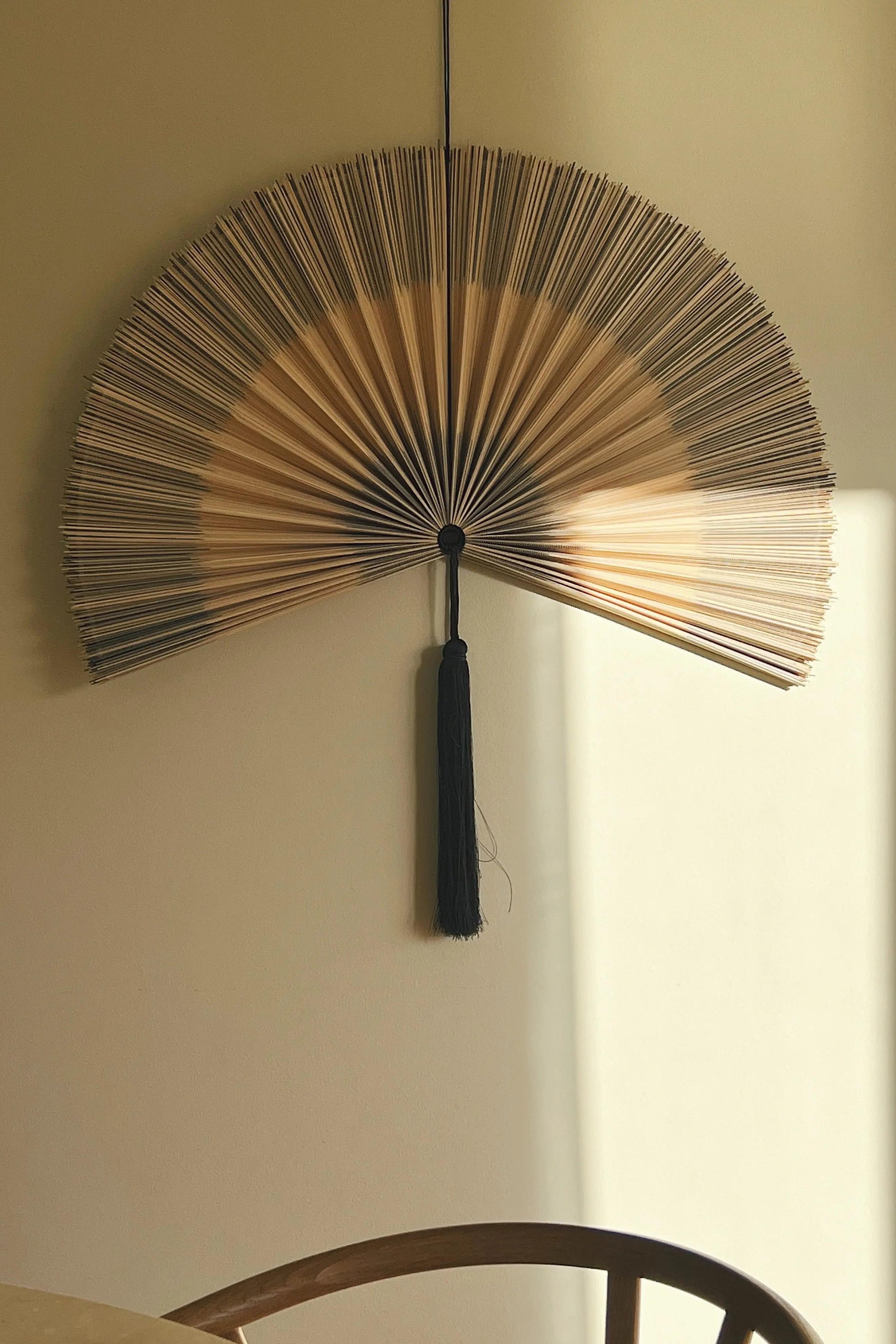 Håndlavet bambusvifte fra Vietnam | Blå/grå og natur - 2 størrelser Studio Hafnia