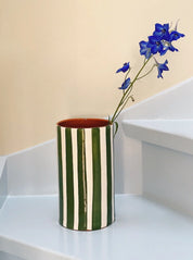 Håndlavet terracotta vase | Grønne striber Casa Cubista